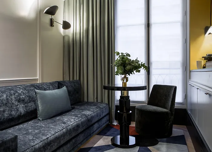 מלון Maison Armance - Esprit De France 4*