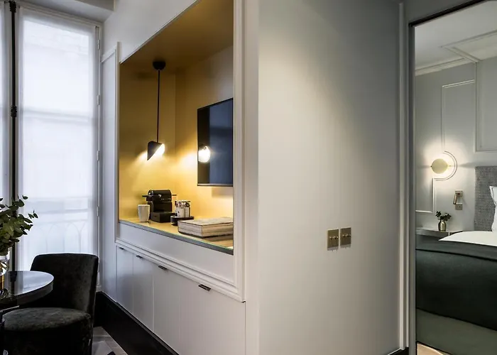 מלון Maison Armance - Esprit De France 4*